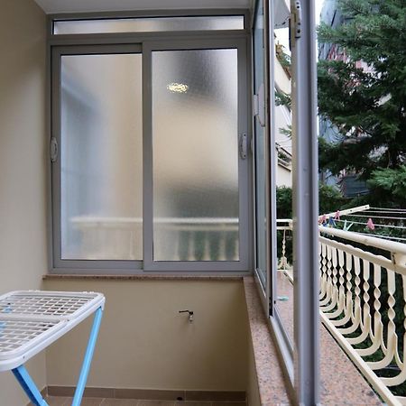 Kristi Apartments 03 Тирана Екстериор снимка