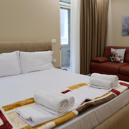 Kristi Apartments 03 Тирана Екстериор снимка