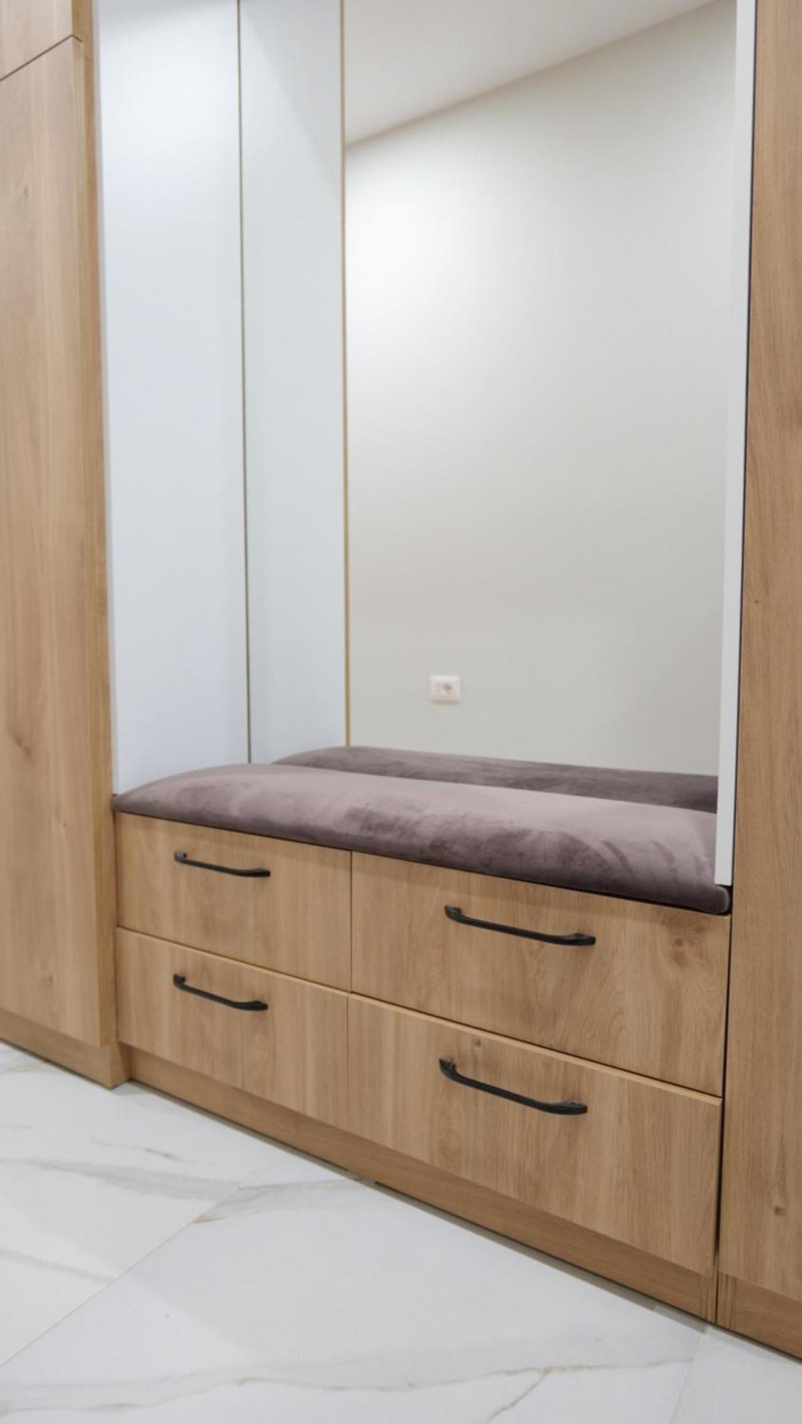 Kristi Apartments 03 Тирана Екстериор снимка